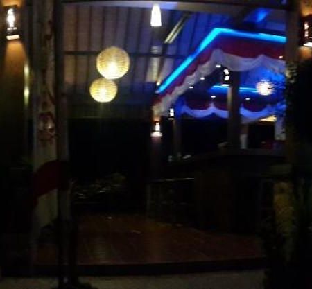 Coral Beach Pizza Cottages Quần đảo Gili Ngoại thất bức ảnh