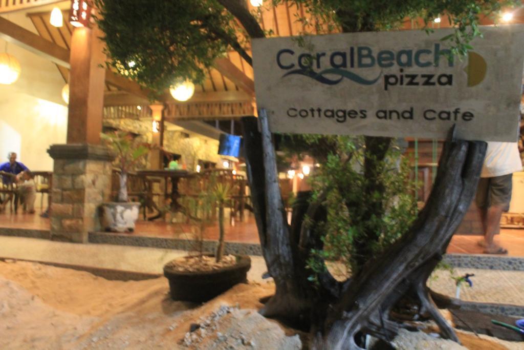 Coral Beach Pizza Cottages Quần đảo Gili Ngoại thất bức ảnh